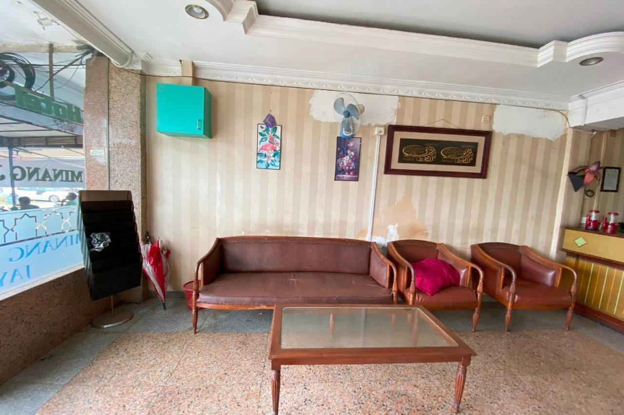 Oyo 92702 Minang Jaya Otel Nagoya Dış mekan fotoğraf
