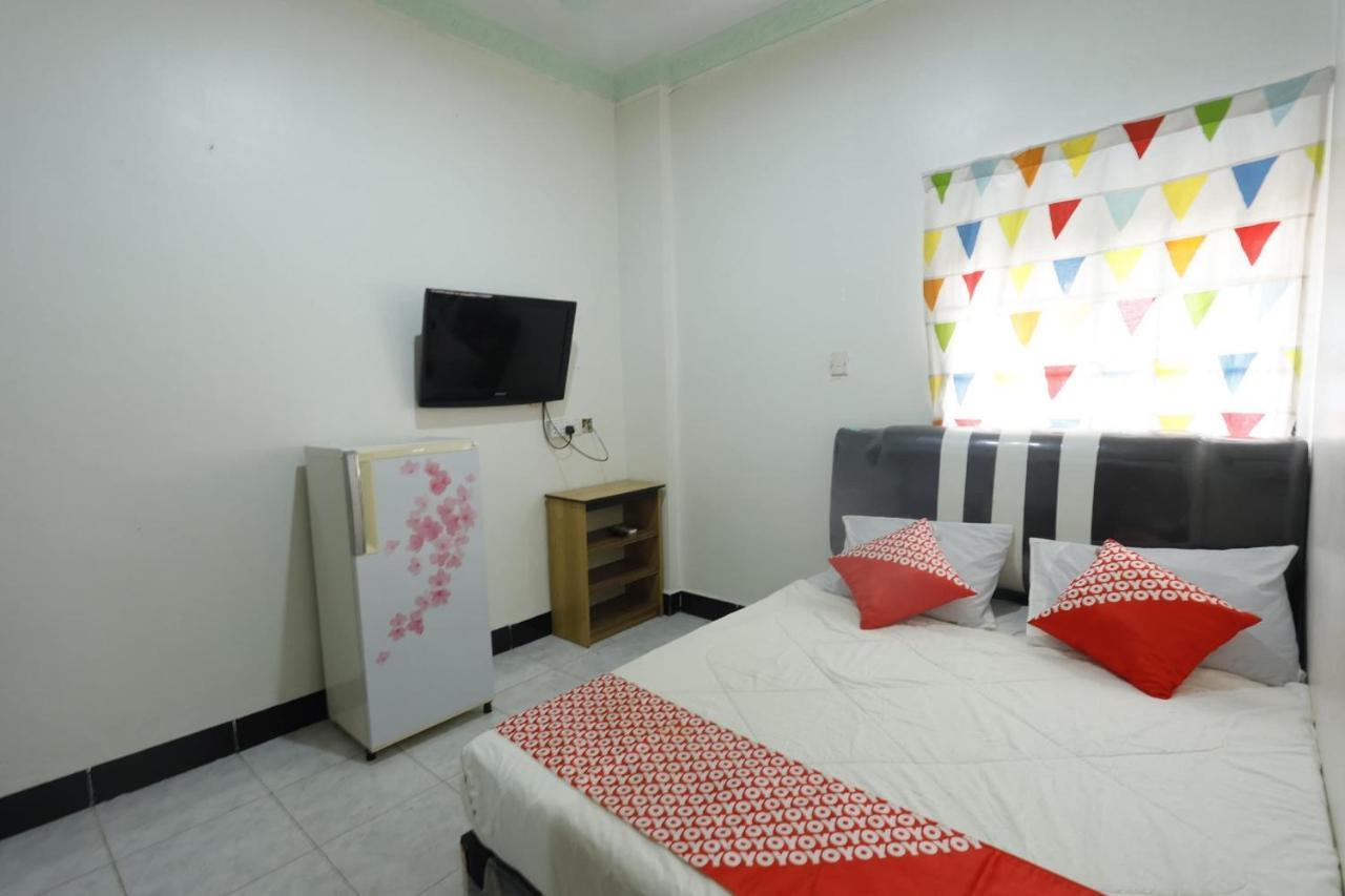 Oyo 92702 Minang Jaya Otel Nagoya Dış mekan fotoğraf