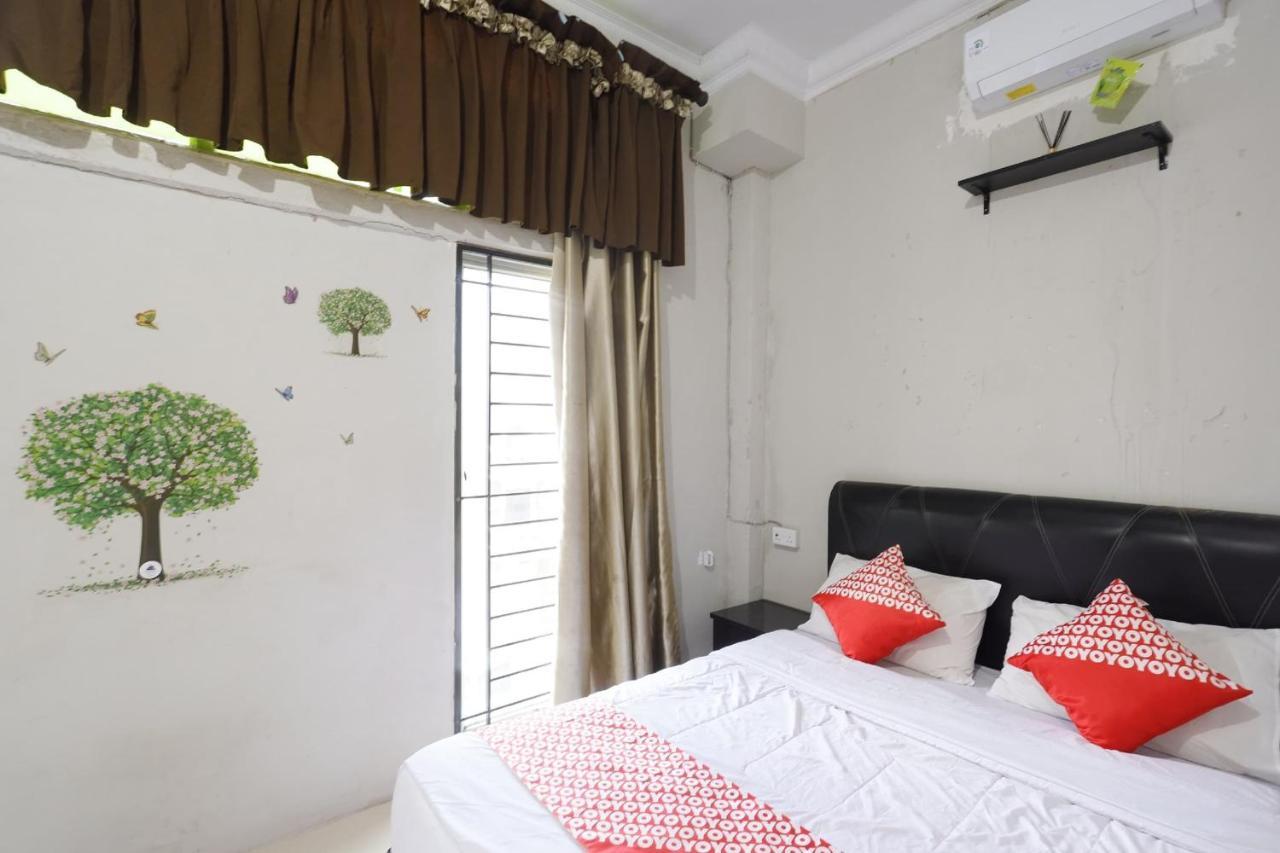 Oyo 92702 Minang Jaya Otel Nagoya Dış mekan fotoğraf