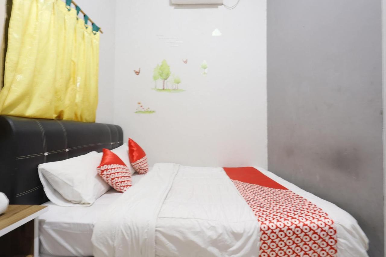 Oyo 92702 Minang Jaya Otel Nagoya Dış mekan fotoğraf